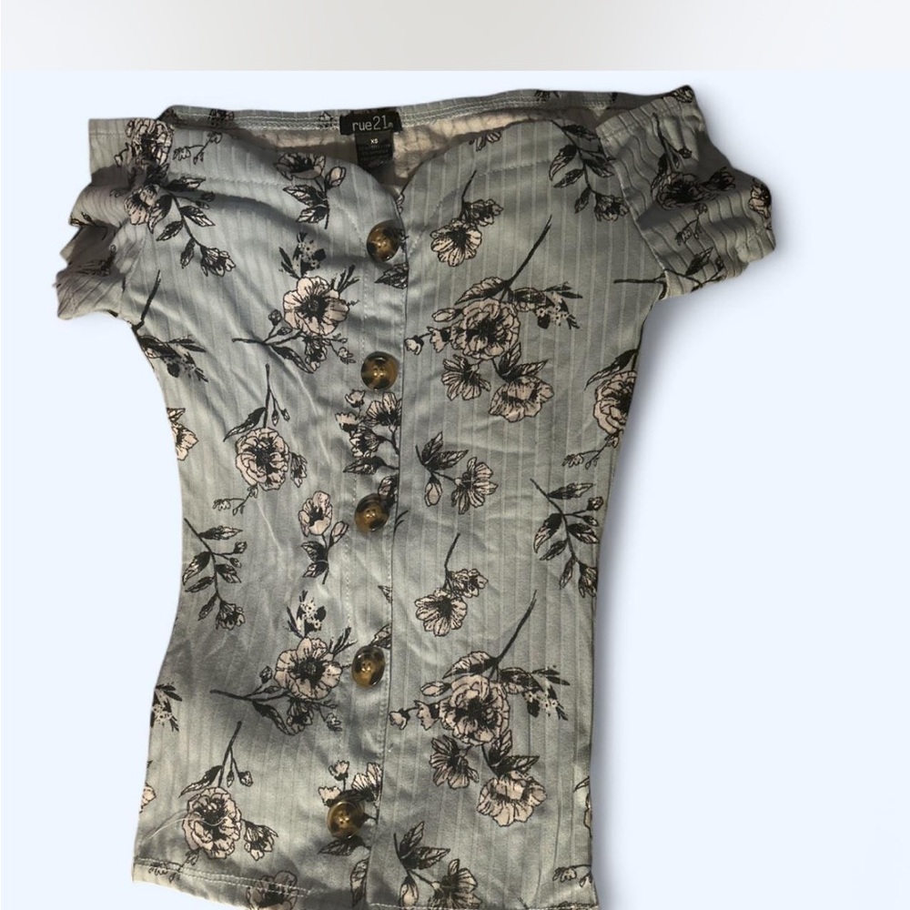 Rue21 Floral Off-Shoulder Top - Gray